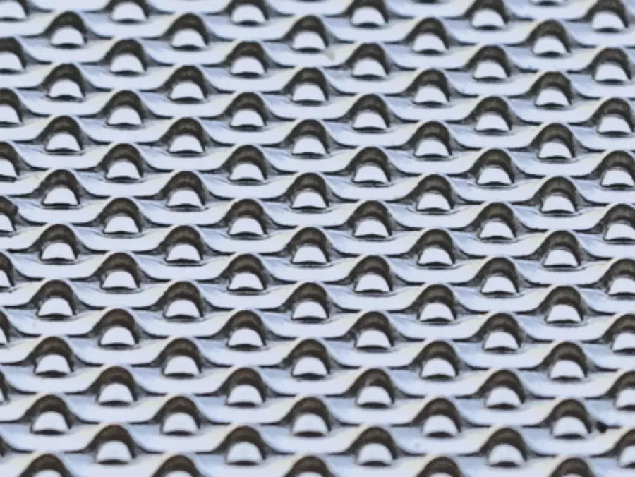 Spezielle Feinlochungen