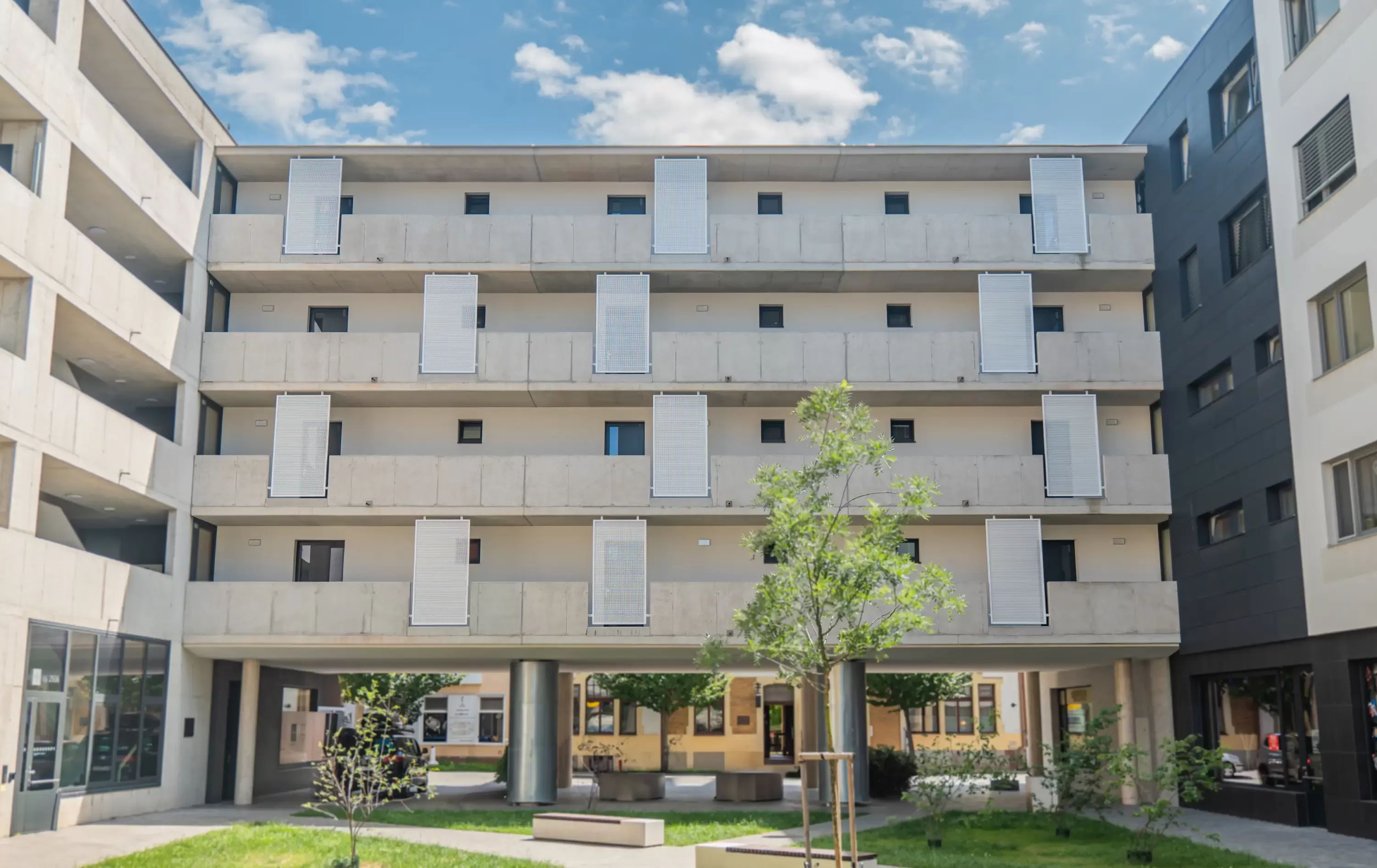 Balkon- und andere Füllungen