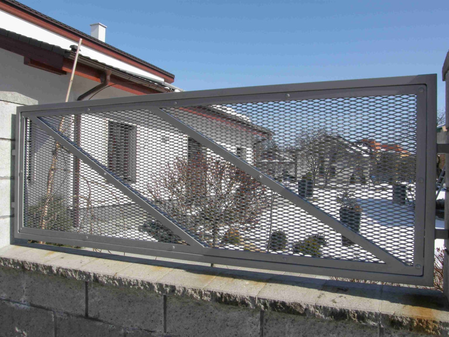 Kovářství-zámečnictví Metalart - Pavel Vojáček - výplně plotů - perfolinea.cz