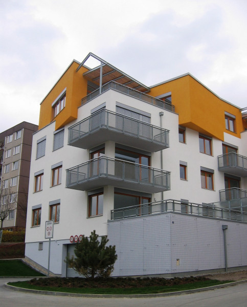 Balkonové a plotové výplně - perfolinea.cz