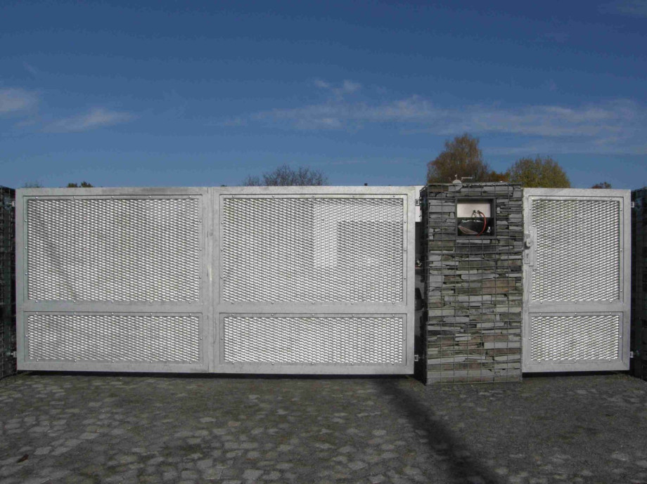 Balkonové a plotové výplně - perfolinea.cz