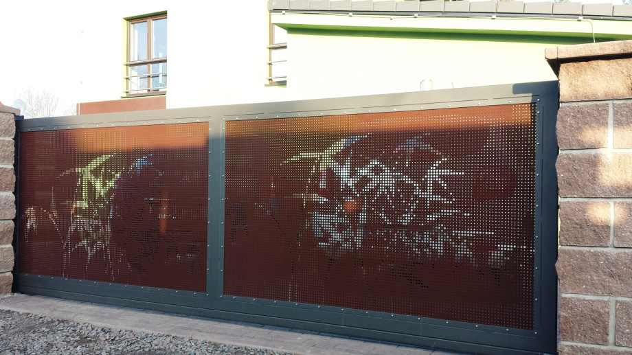 Balkonové a plotové výplně - perfolinea.cz