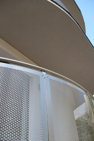 Balkonové a plotové výplně - perfolinea.cz