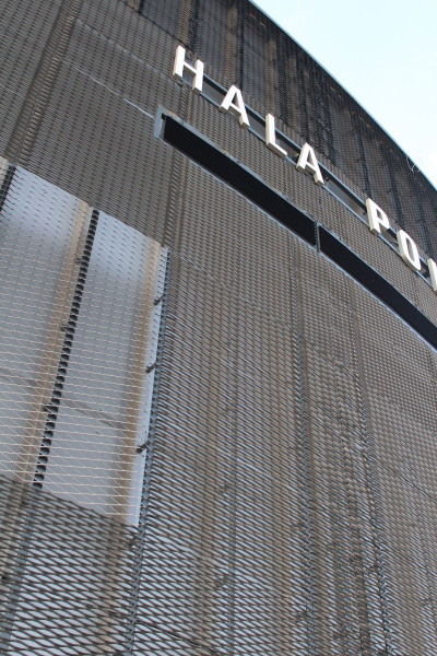 Tahokov ocelový, žárově zinkovaný s práškovou barvou - perfolinea.cz