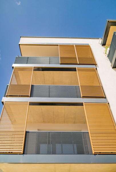 Balkonpaneele aus Streckmetall.