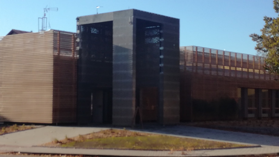 Brex Kino Lomnice nad Popelkou - fasády - perfolinea.cz