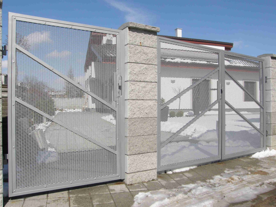 Kovářství-zámečnictví Metalart - Pavel Vojáček - výplně plotů - perfolinea.cz