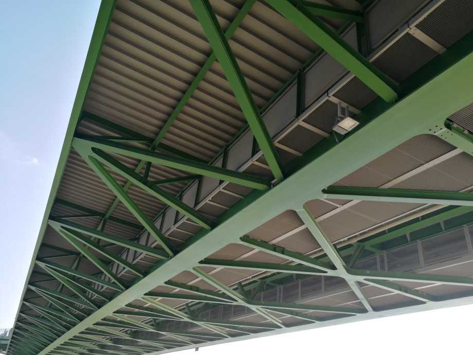 Starý Most Bratislava - fasáda - perfolinea.cz