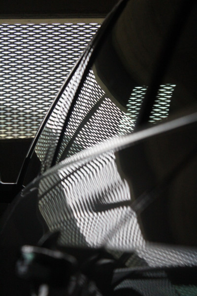 Detail garáže Račianská v Bratislavě opláštění tahokovem - perfolinea.cz