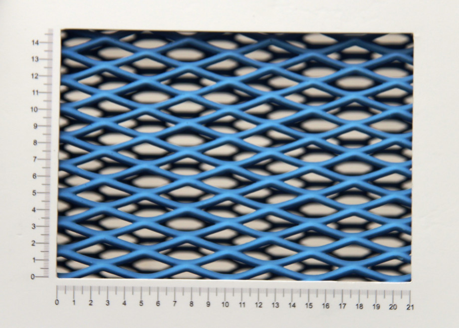 Zábradlí z ocelového tahokovu  oko kosočtvercové - perfolinea.cz