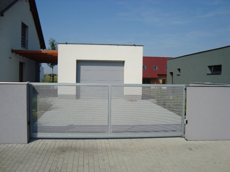 Plotové výplně z tahokovu - Pleskot Radek - Kovo - perfolinea.cz