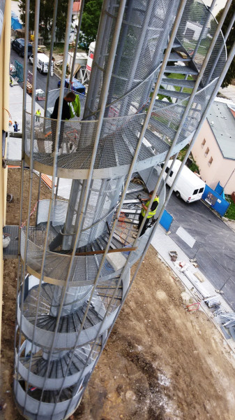 HLIMONT  - aplikace děrovaných plechů, tahokovu, lemovacích profilů, pletiv, roštů - perfolinea.cz