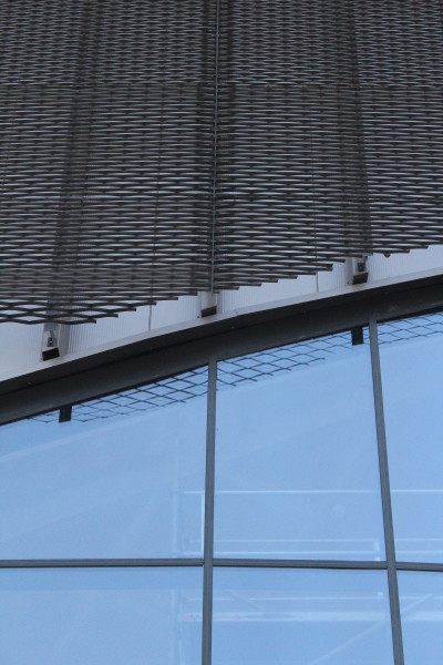 Detail opláštění stadionu ve Frýdku Místku - perfolinea.cz