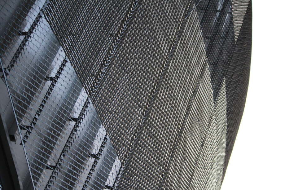 Galerie opláštění stadionu ve Frýdku Místku - perfolinea.cz