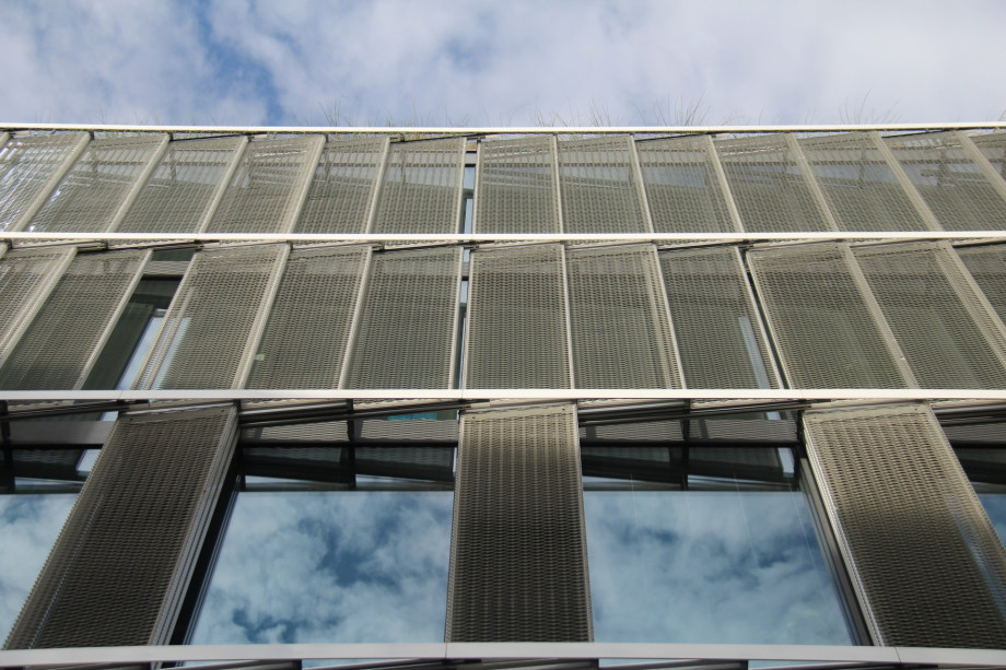 Palác Křižík galerie fasády z hliníkového tahokovu - perfolinea.cz