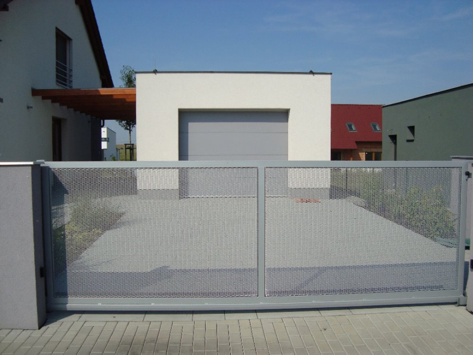 Plotové výplně z tahokovu - Pleskot Radek - Kovo - perfolinea.cz