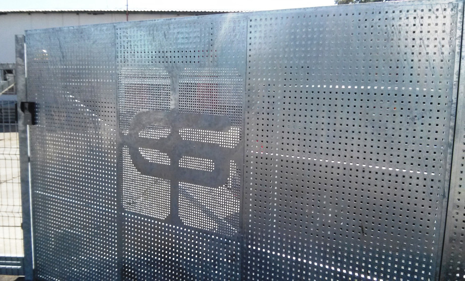 Balkonové a plotové výplně - perfolinea.cz