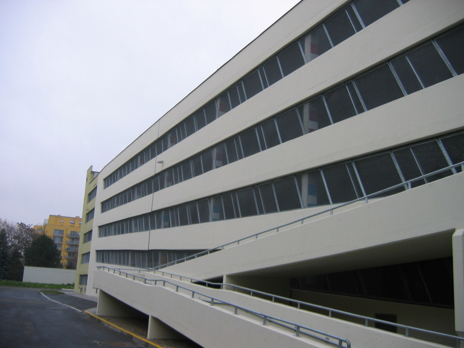 Balkonové a plotové výplně - perfolinea.cz